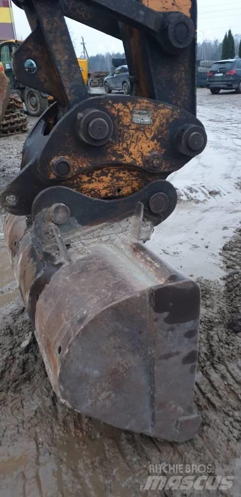 CASE CX 180 Excavatoare pe șenile
