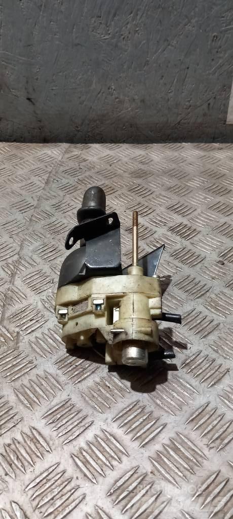 Volvo FH 16    20367933 Cabine si interior