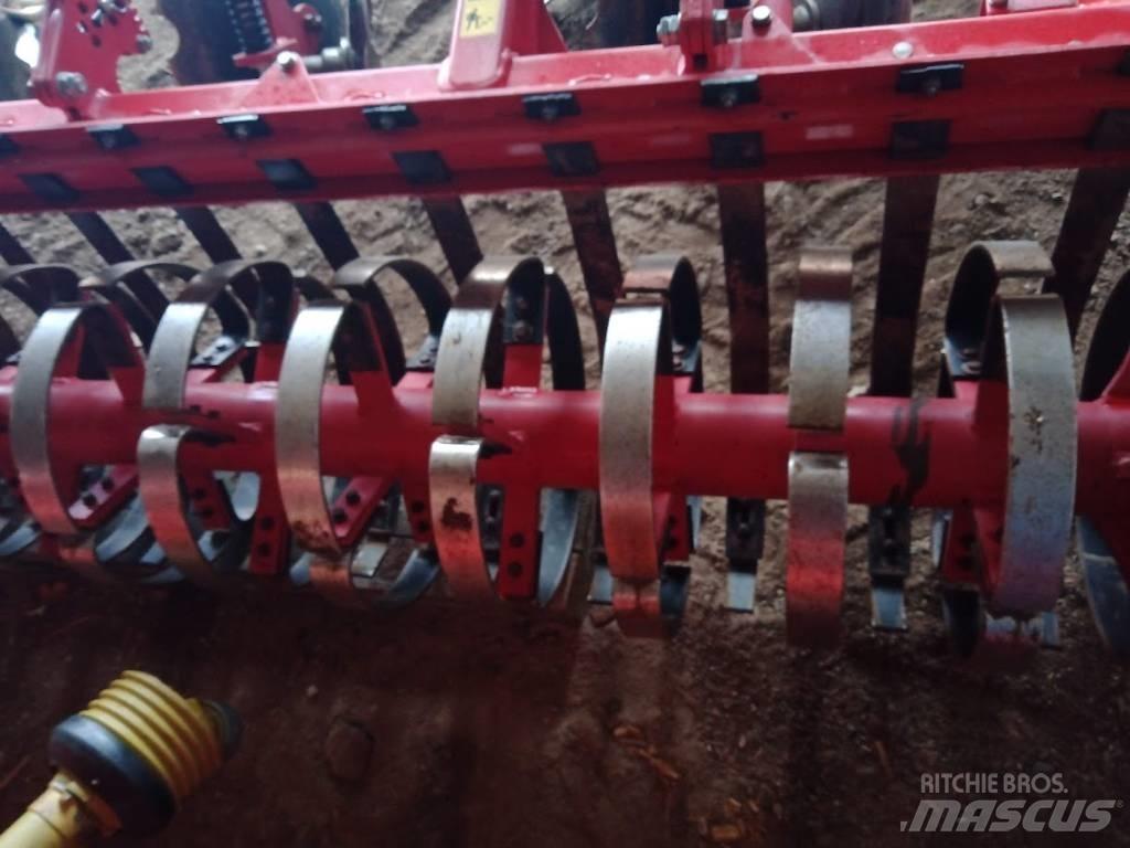 Horsch Terrano 3 FX Cultivatoare