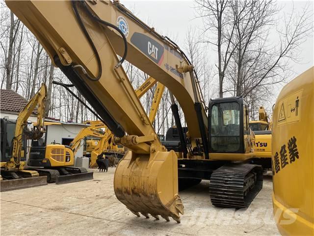 CAT 330DL Excavatoare pe șenile
