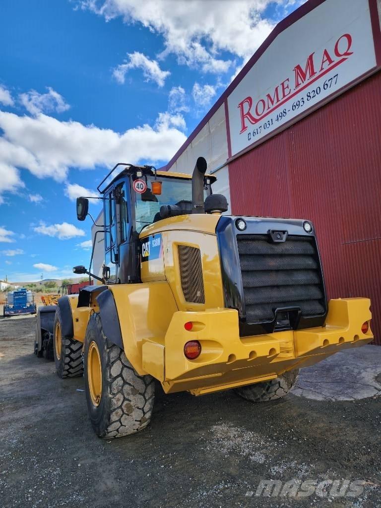 CAT 938M Incarcator pe pneuri