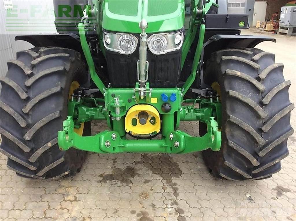 John Deere 6100 m Tractoare