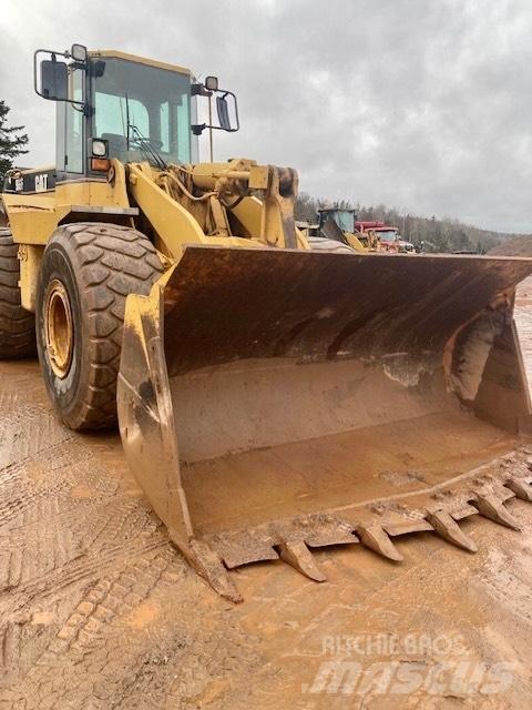 CAT 966 F II Incarcator pe pneuri