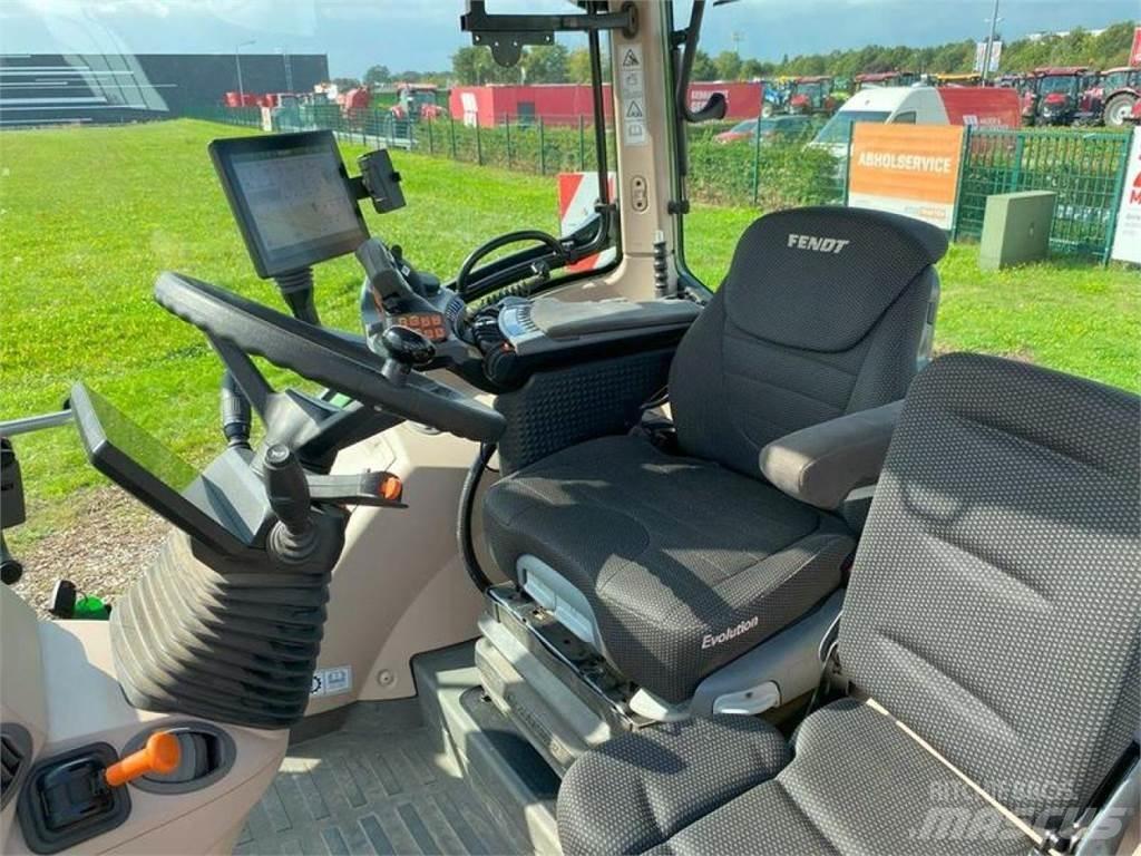 Fendt 724 PROFI+ Tractoare