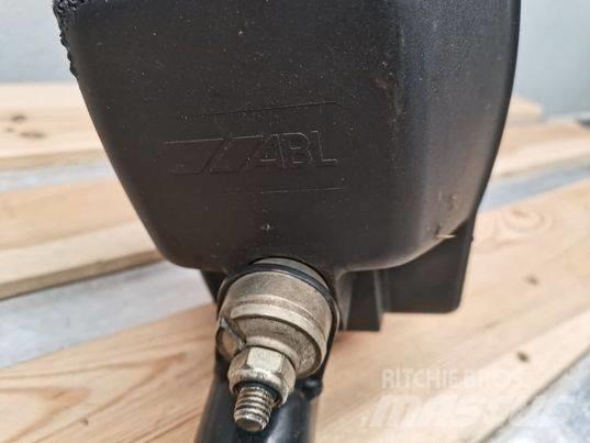 JCB 535-95 lamp Cabine si interior