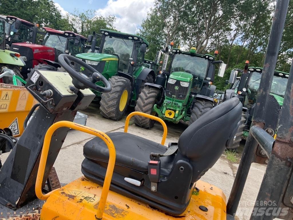 JCB 1 TON Minitractor de teren