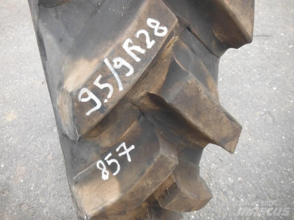 Michelin 9.5/9R28 Roti