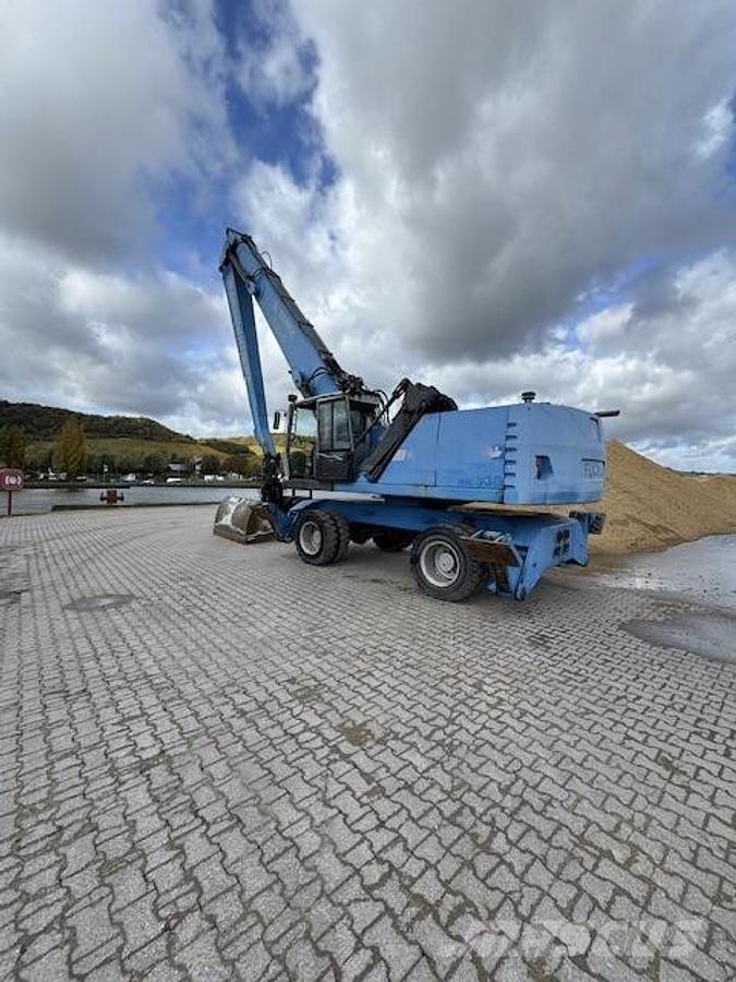 Fuchs MHL360 Incarcator pe pneuri