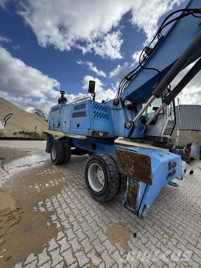 Fuchs MHL360 Incarcator pe pneuri