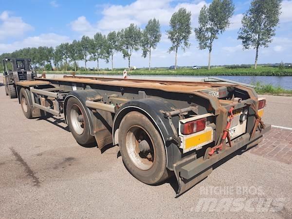 Floor FLA-3-101 Camion cu semi-remorca cu incarcator