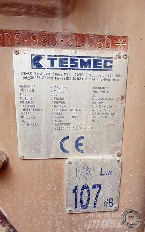 Tesmec TRS950 Excavatoare de santuri