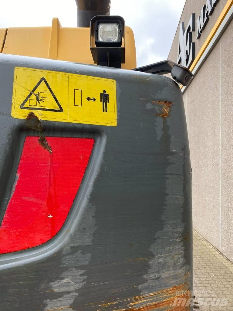 Volvo EC 300 D L Excavatoare pe șenile
