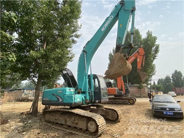 Kobelco SK200-8 Excavatoare pe șenile
