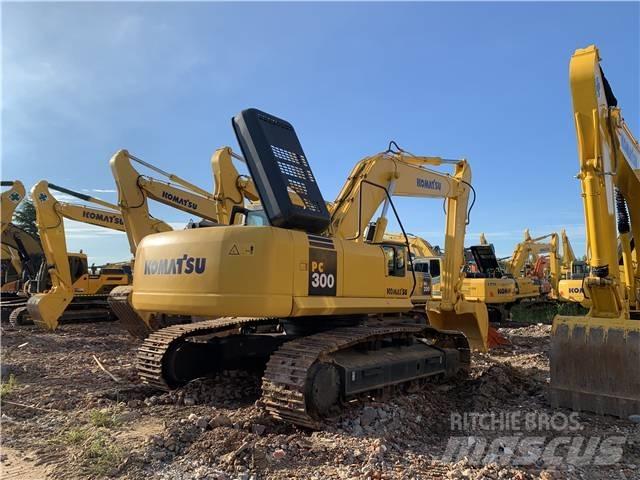Komatsu PC 300 Excavatoare pe șenile
