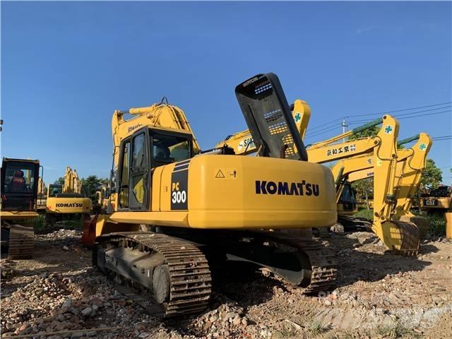 Komatsu PC 300 Excavatoare pe șenile
