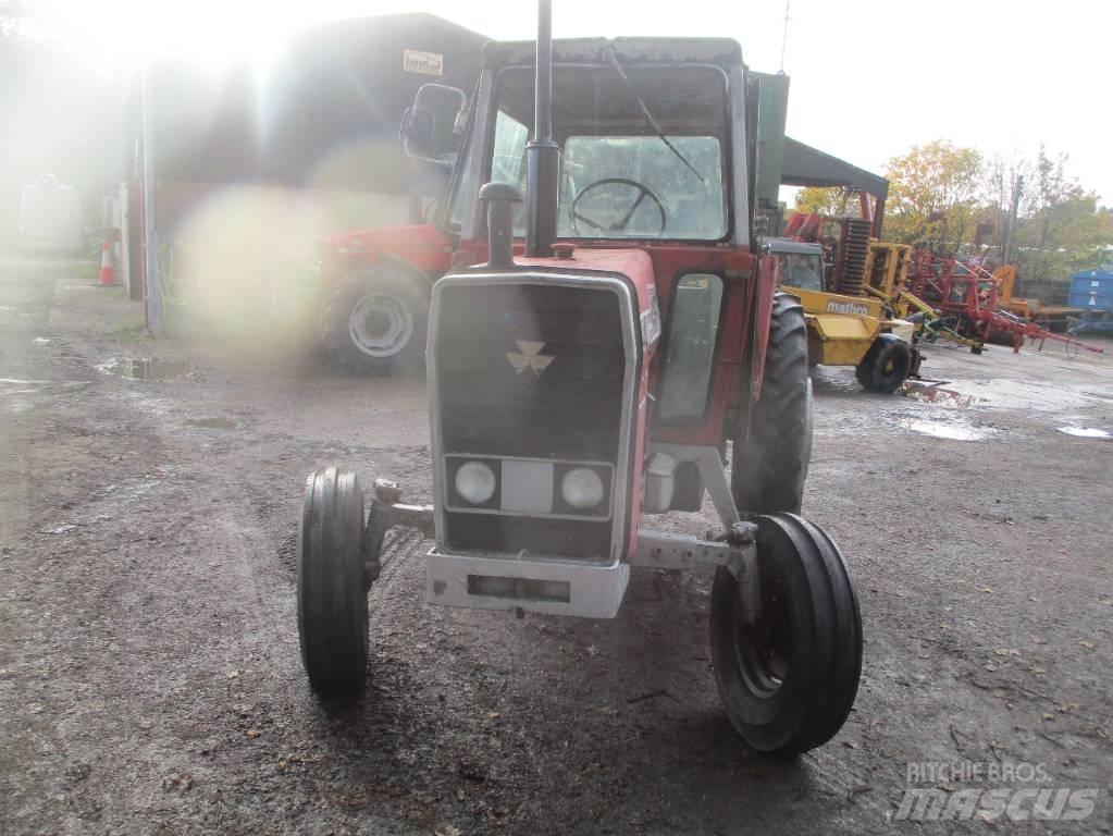 Massey Ferguson 590 Tractoare