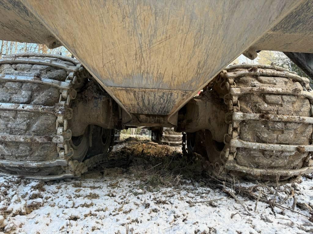 Komatsu 875 Transportoare