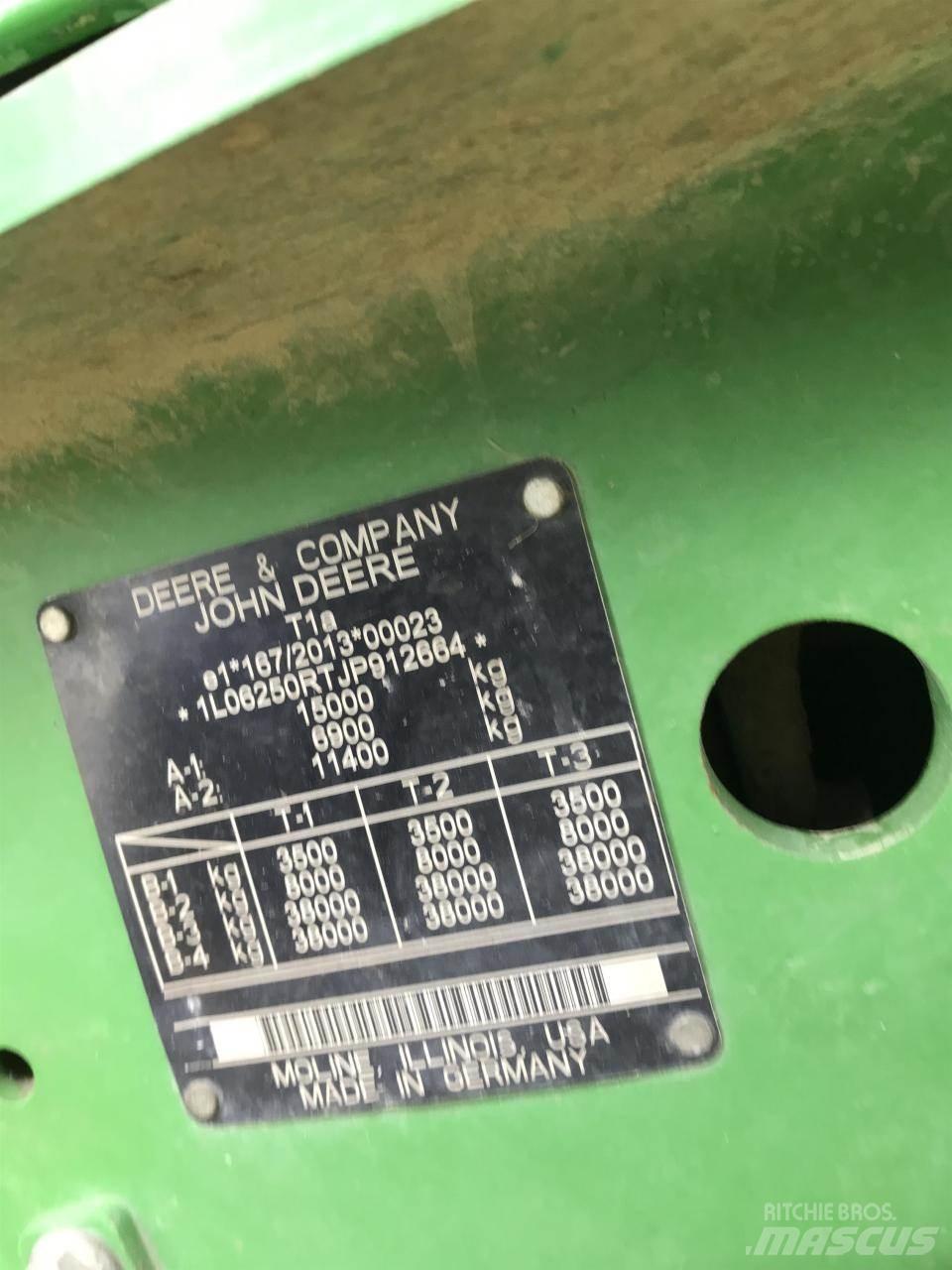 John Deere 6250R Tractoare