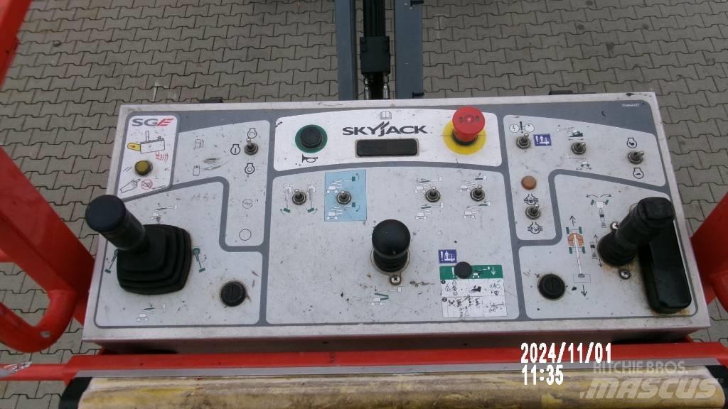 SkyJack SJ 51 AJ Nacele cu brat articulat
