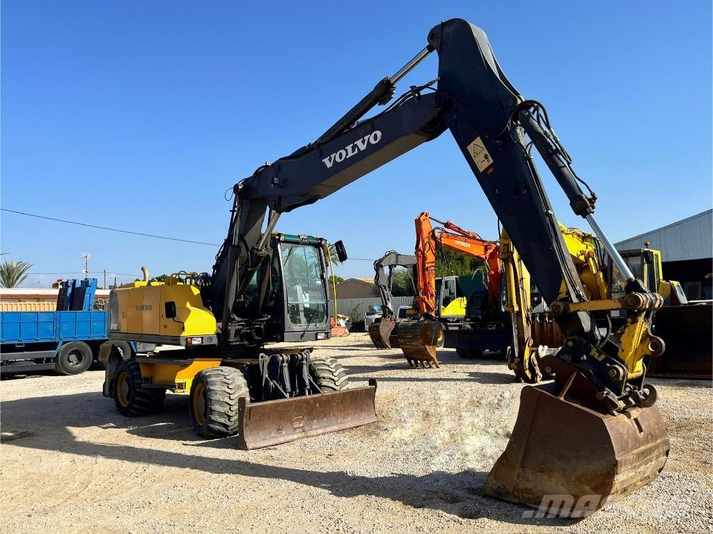 Volvo EW 180 C Excavatoare cu roti