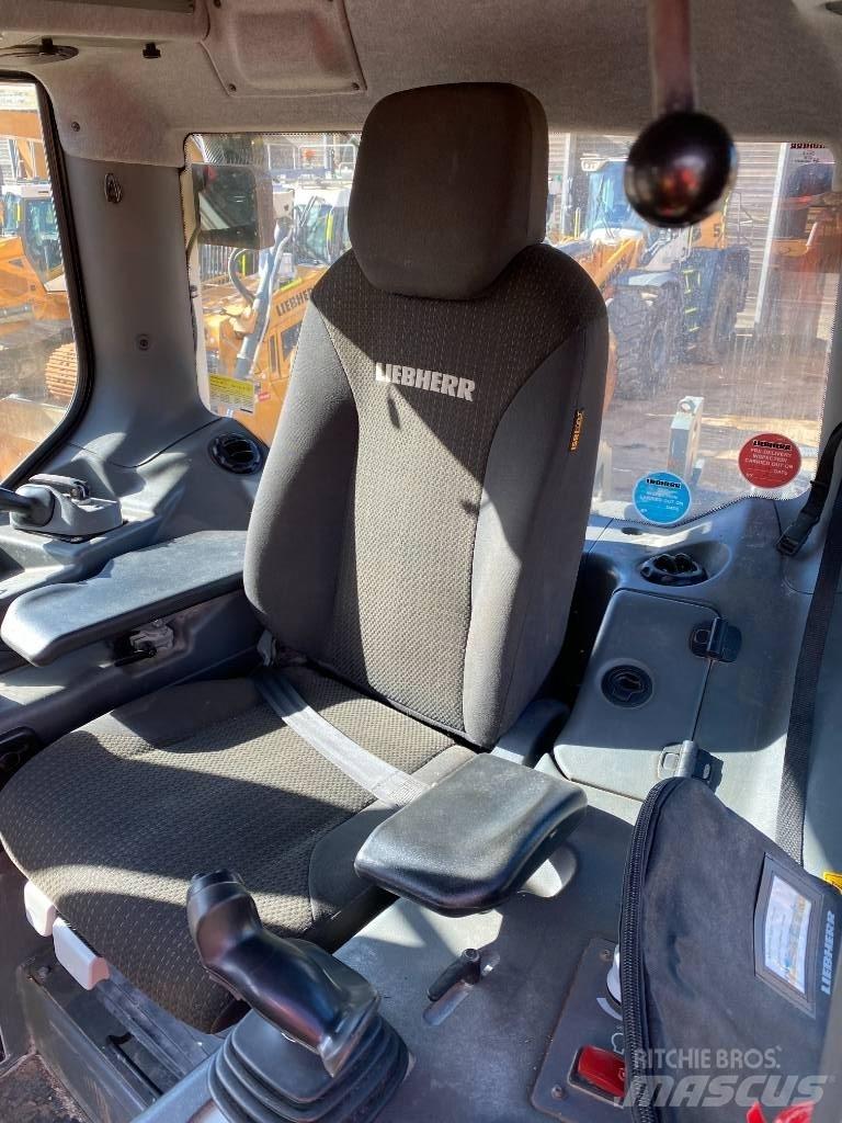 Liebherr PR 756 Buldozere pe senile