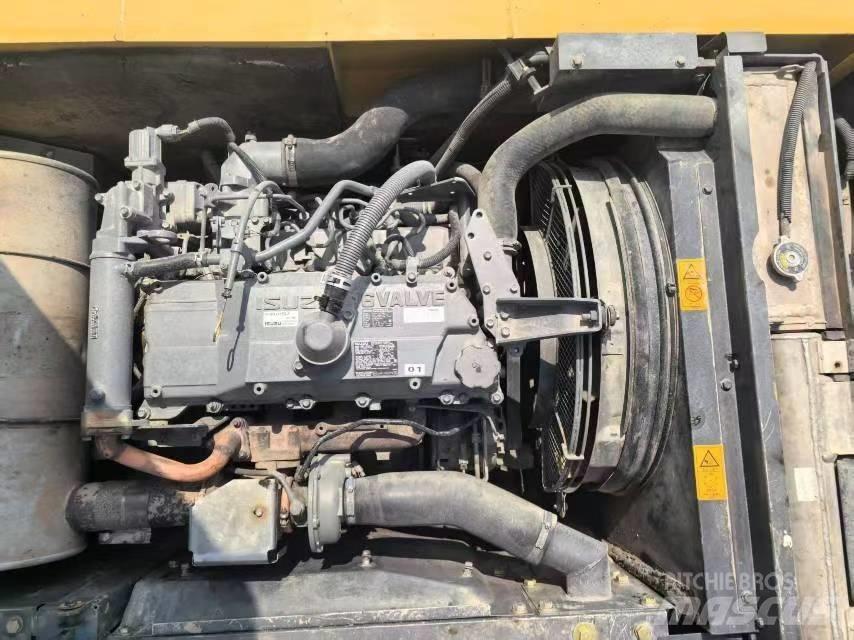 Sumitomo SH200-5 Excavatoare pe șenile
