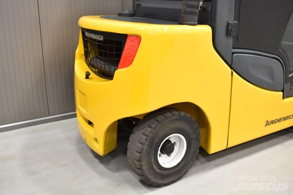 Jungheinrich 435s Stivuitor diesel