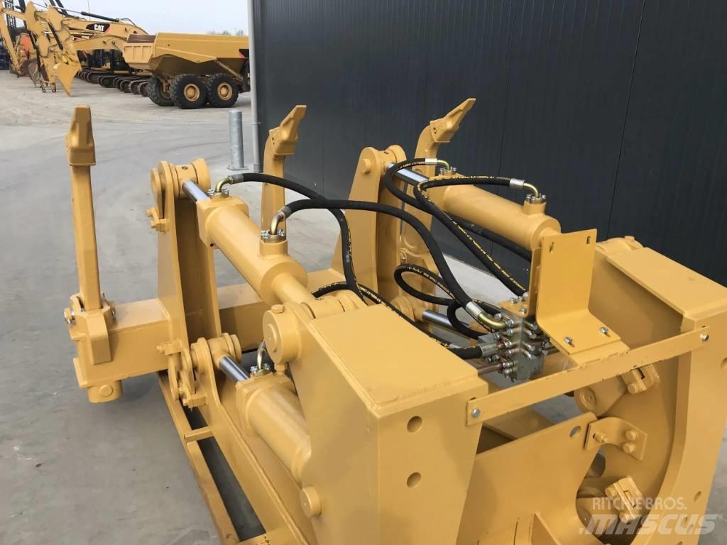 CAT D7R Scarificatoare