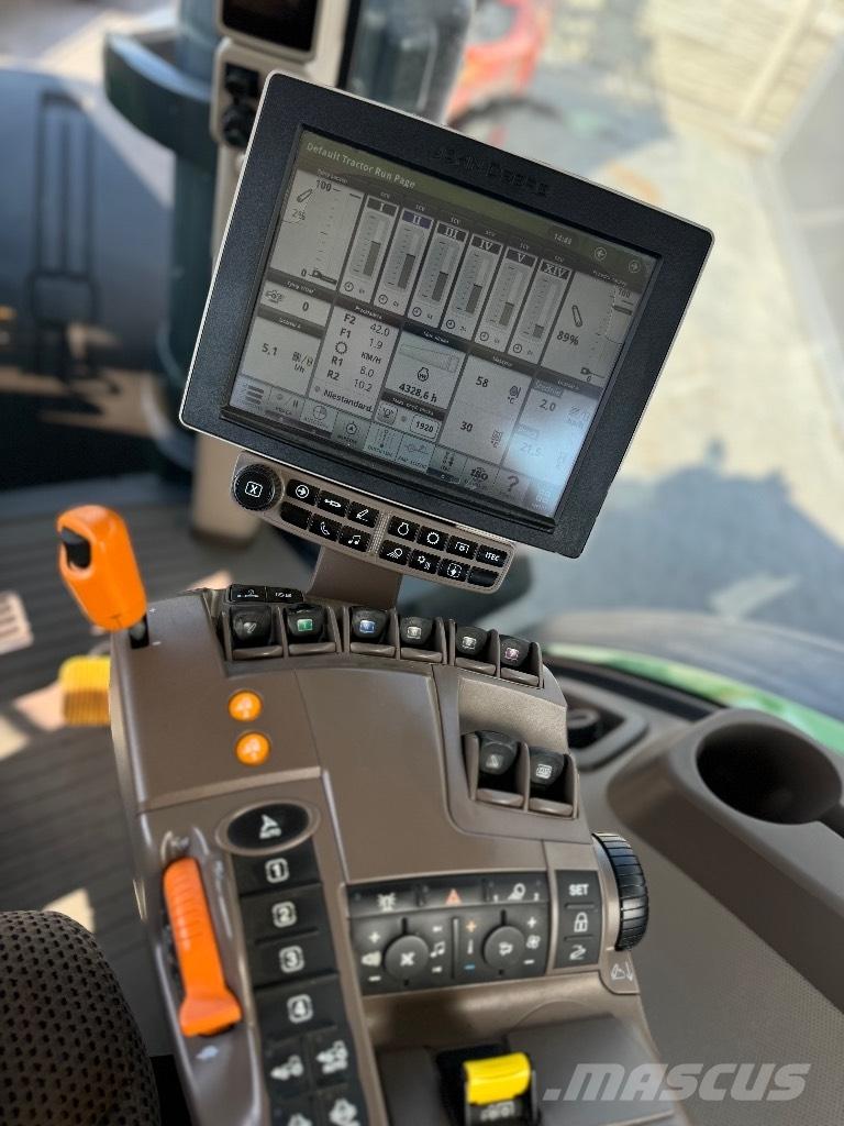 John Deere 8400 R Tractoare