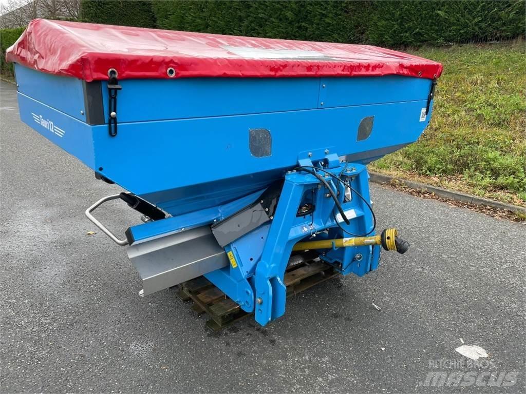 Lemken Tauri 12 Împrastierea mineralelor