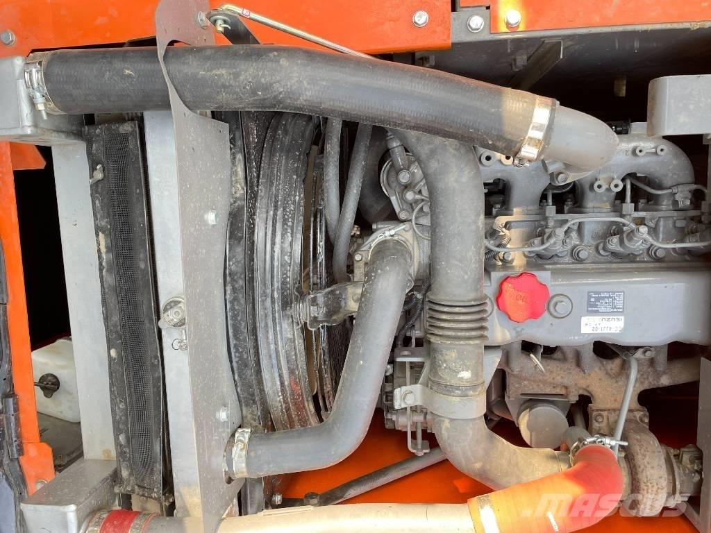 Hitachi 120 Excavatoare pe șenile
