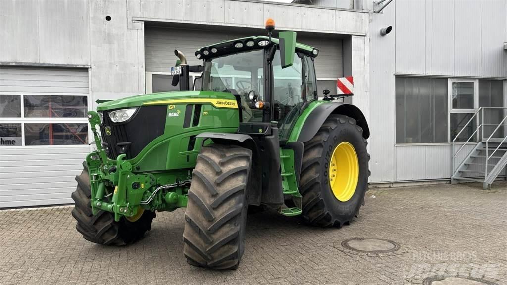 John Deere 6R215 Tractoare