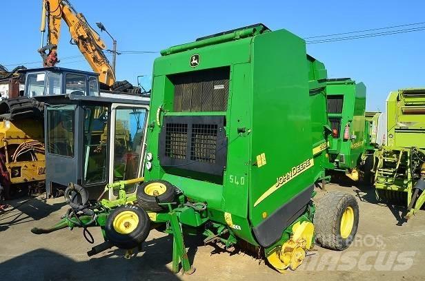 John Deere 592 Masina de balotat cilindric