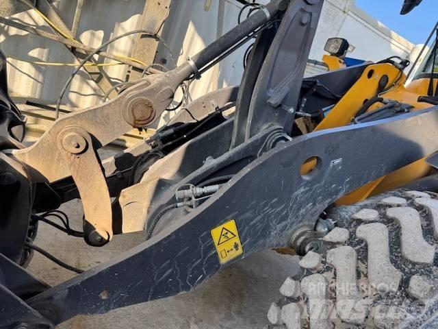 Volvo L90H Incarcator pe pneuri