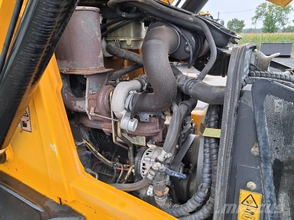 JCB 3 CX Buldoexcavatoare