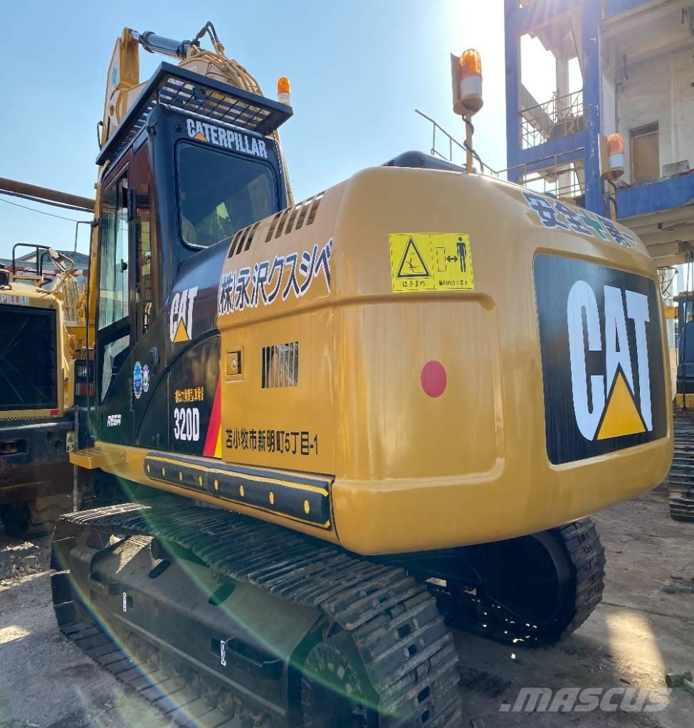 CAT 320 D Excavatoare pe șenile

