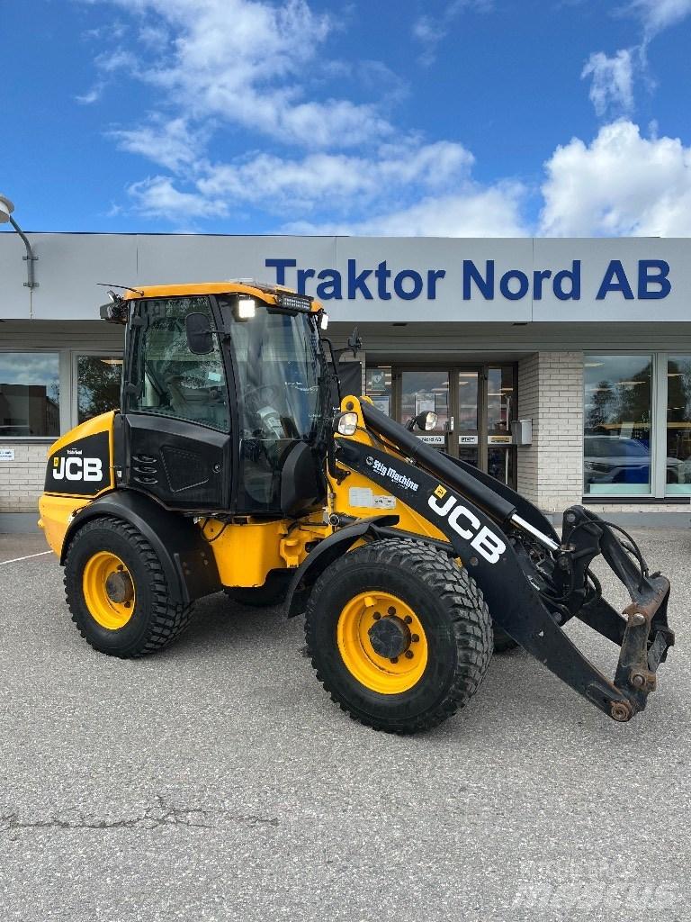JCB 409 B 40km/h Incarcator pe pneuri