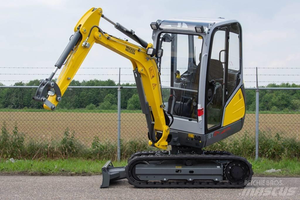Wacker Neuson ET24 Mini excavatoare < 7t