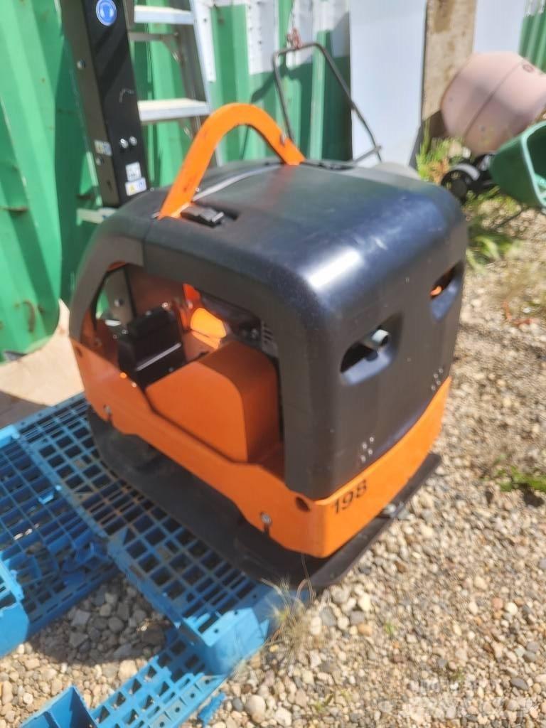 Atlas Copco RP400 Cilindri compactori tractabili cu vibratii