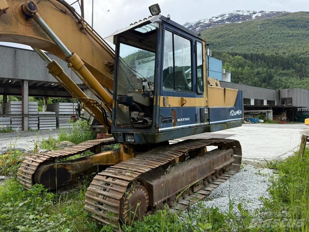 Komatsu PC 200-3 Excavatoare pe șenile
