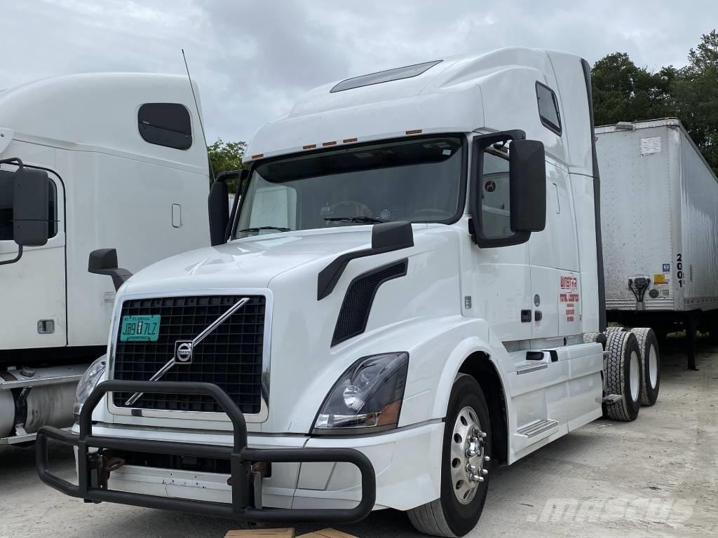 Volvo VLN 670 Autotractoare