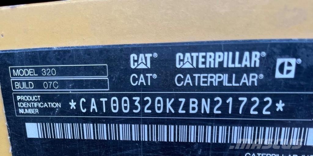 CAT 320 Excavatoare pe șenile
