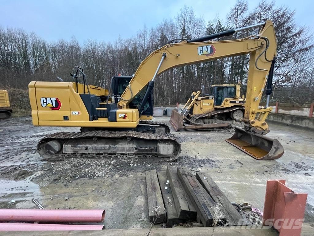 CAT 320 Excavatoare pe șenile
