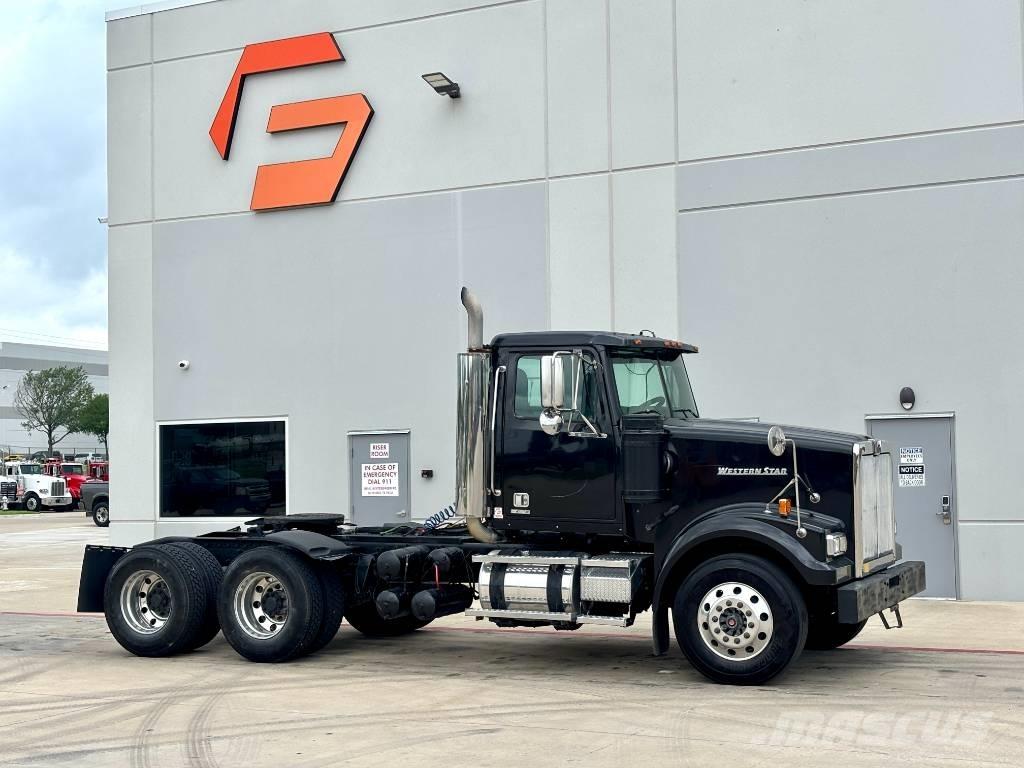 Western Star 4900 Autotractoare