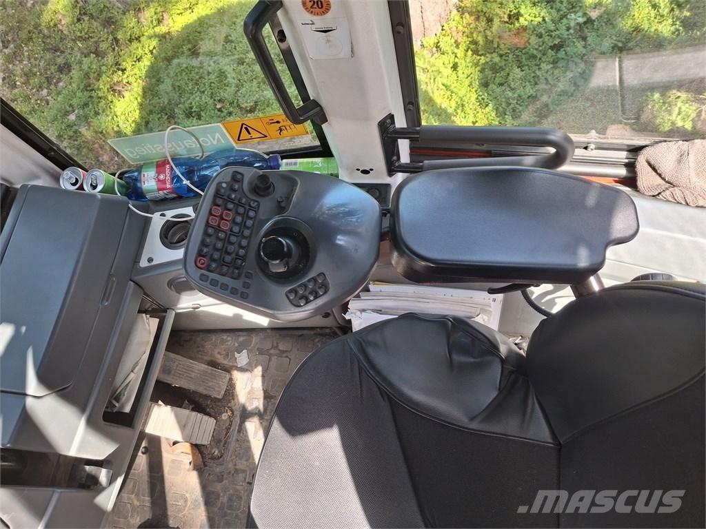 Komatsu 845 Transportoare