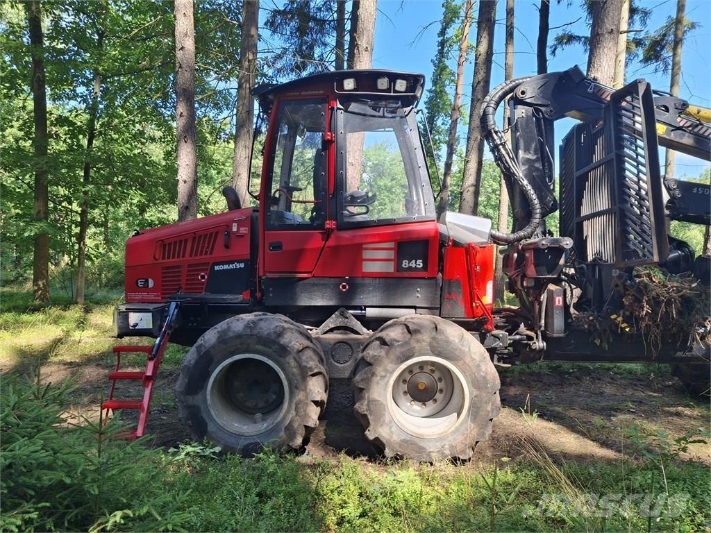 Komatsu 845 Transportoare
