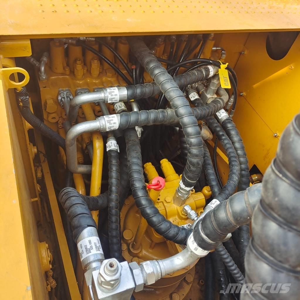 CAT 320D Excavatoare pe șenile
