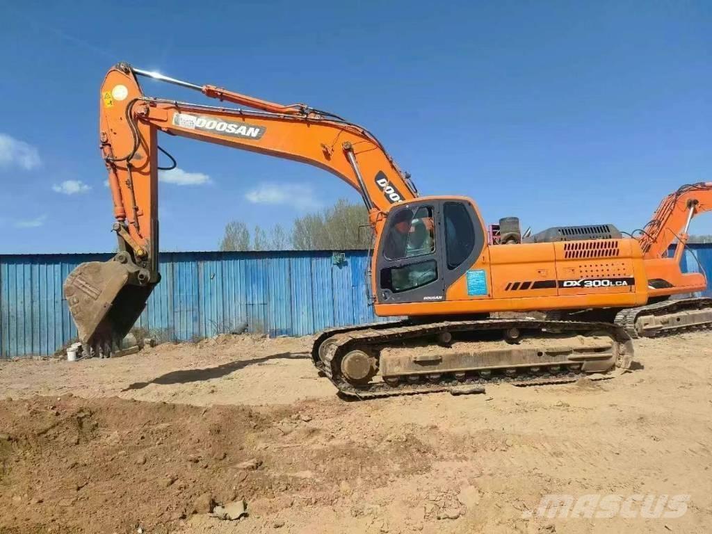 Doosan DX300LC-9 Excavatoare pe șenile
