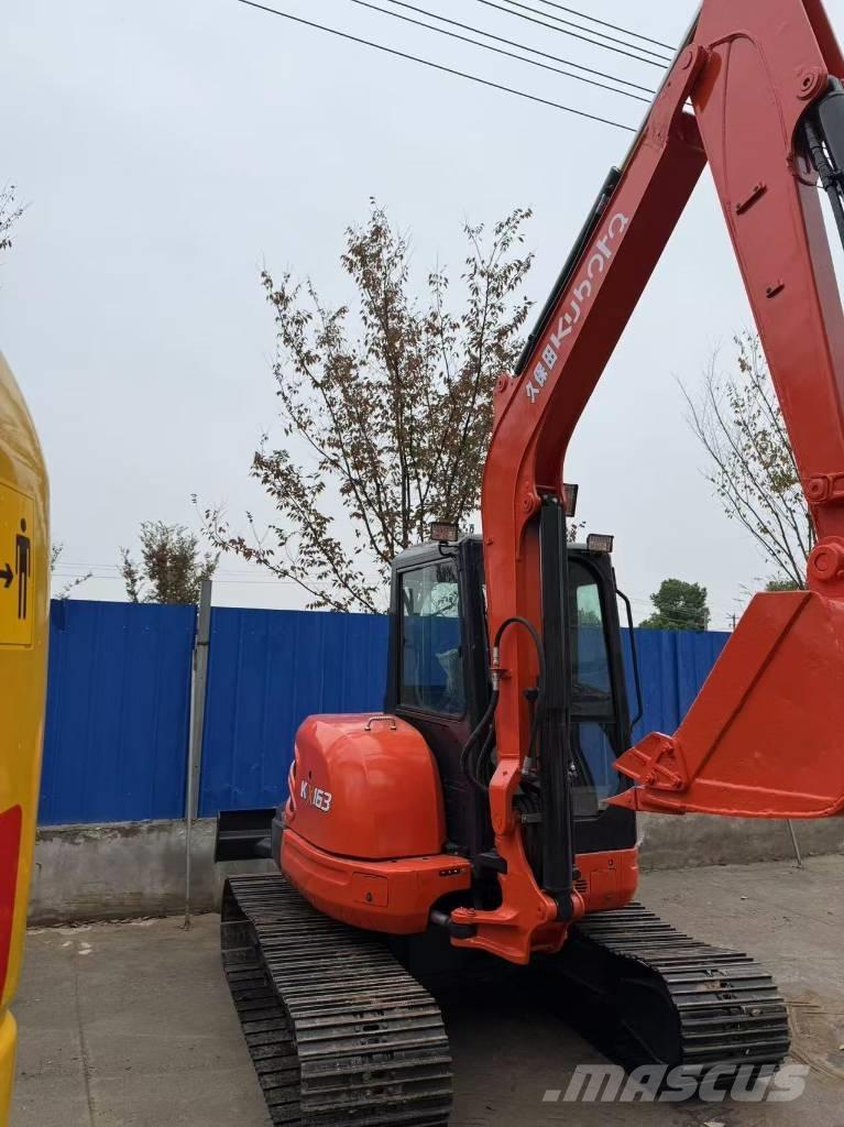 Kubota 163 Excavatoare pe șenile
