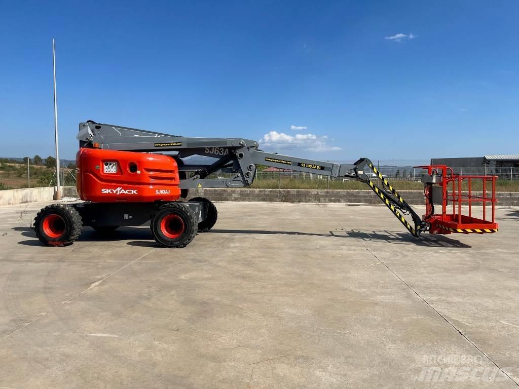 SkyJack SJ63AJ Nacele cu brat articulat